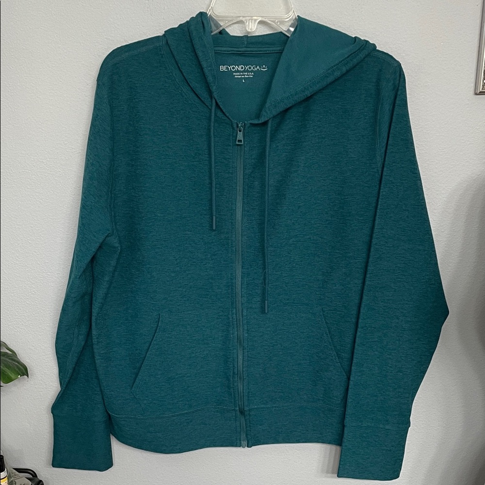 NWOT Beyond Yoga DeepSea Hoodie size L